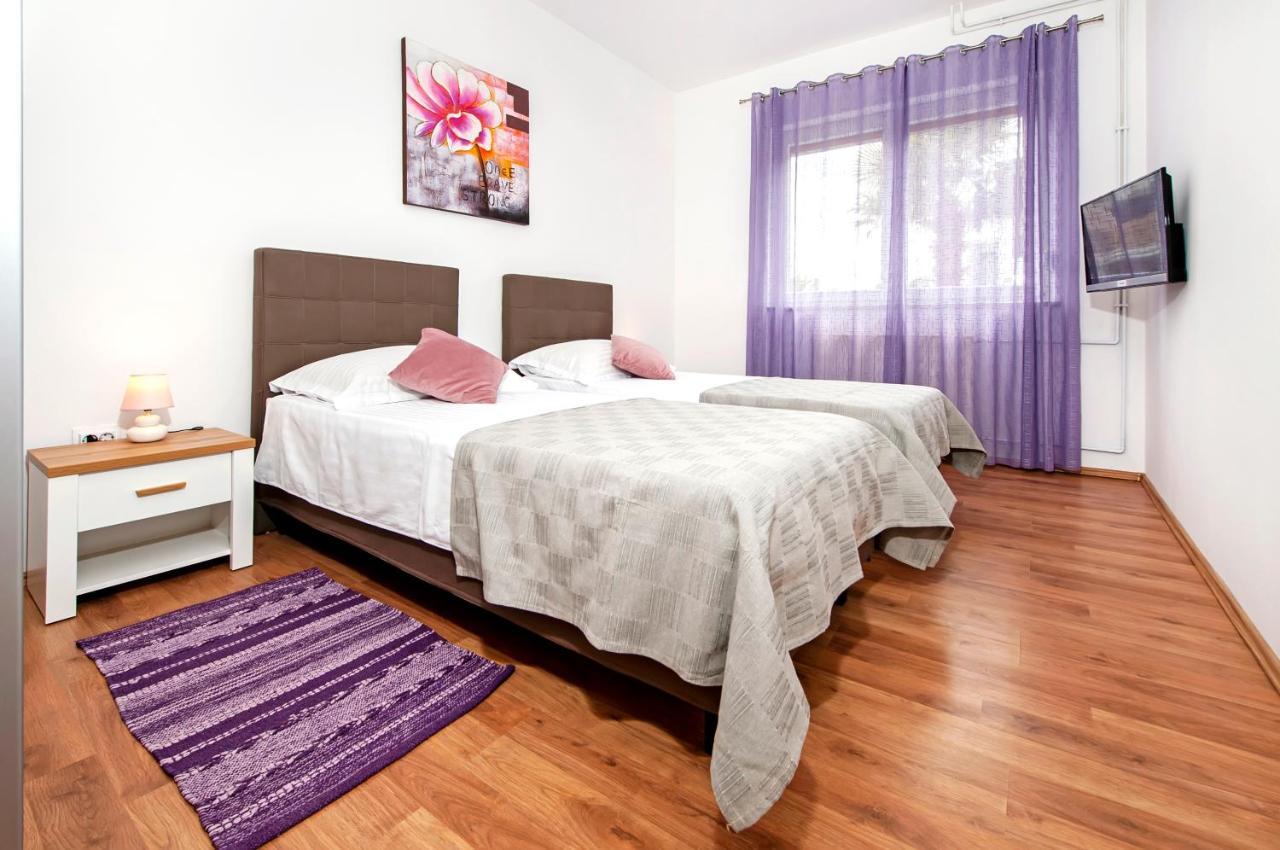 Apartments Euphemia Ровинь Экстерьер фото