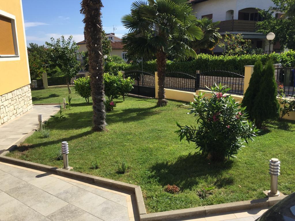 Apartments Euphemia Ровинь Экстерьер фото
